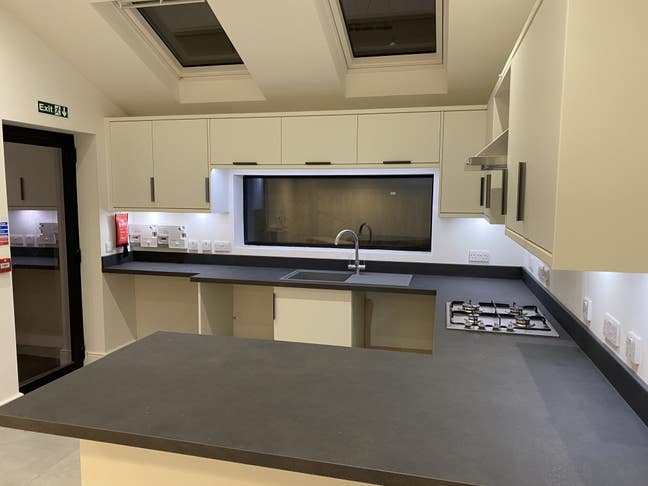 En-Suite Room Main Photo