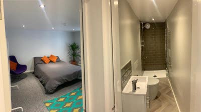 Beautiful Designer Home in Stockport Main Photo