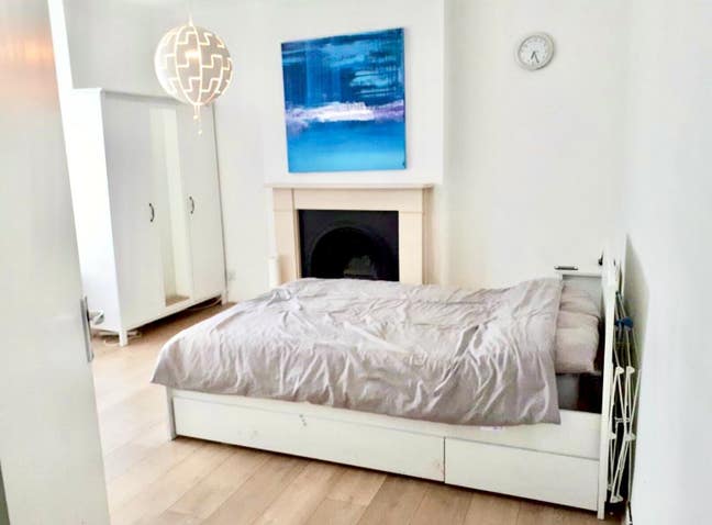 Large Newly Decorated Double Room Own Bathroom Main Photo