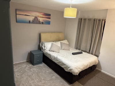 Extra Large Double Room in Harlow CM17 Main Photo