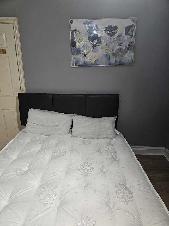 Double room available for rent Female only Main Photo