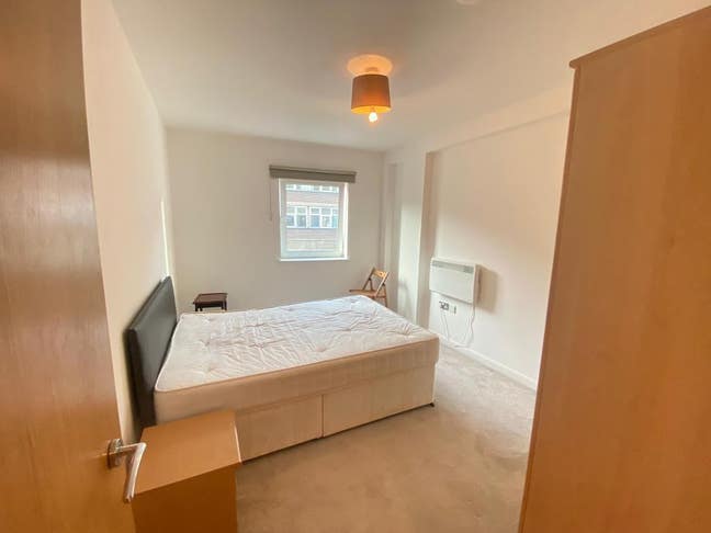 Spacious room in Woolwich close to Elizabeth line Main Photo