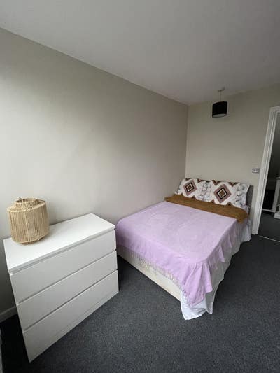 Bright Double Room  Main Photo