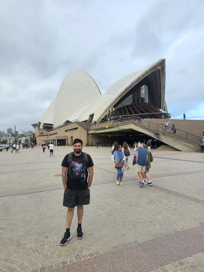 Looking for 1 room in a shared house Main Photo