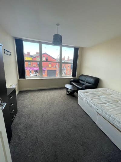 One Bedroom Flat Main Photo