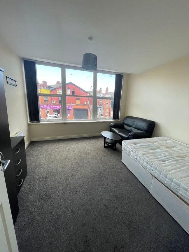 One Bedroom Flat Main Photo