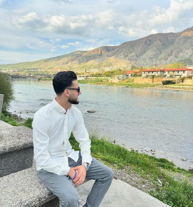 Professional Male seeks a double room Main Photo