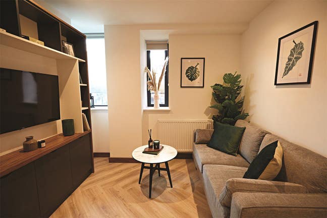 City Centre Luxury Studio inclusive of bills Main Photo