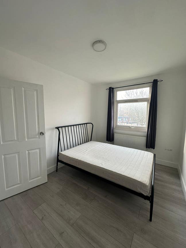 3 Bedroom Flat To Rent In Bethnal Green  Main Photo