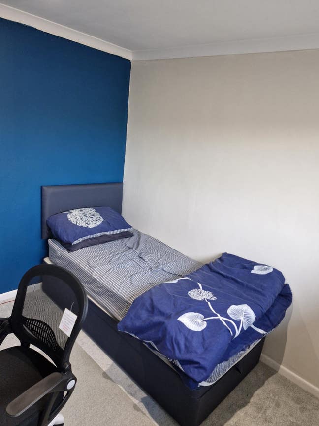 Cosy Room in Quiet House Near University Main Photo