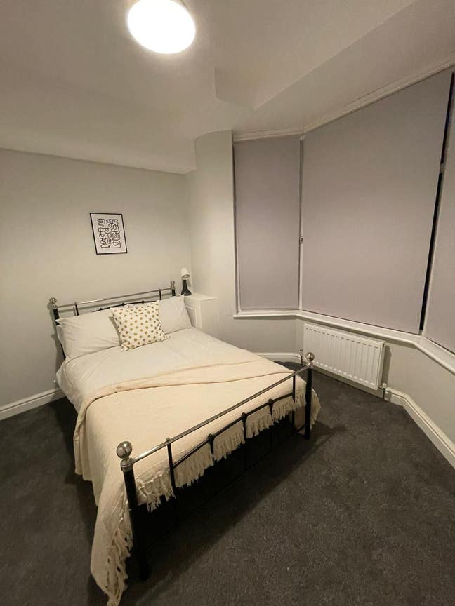 1 Large En Suite Room in L4! Main Photo