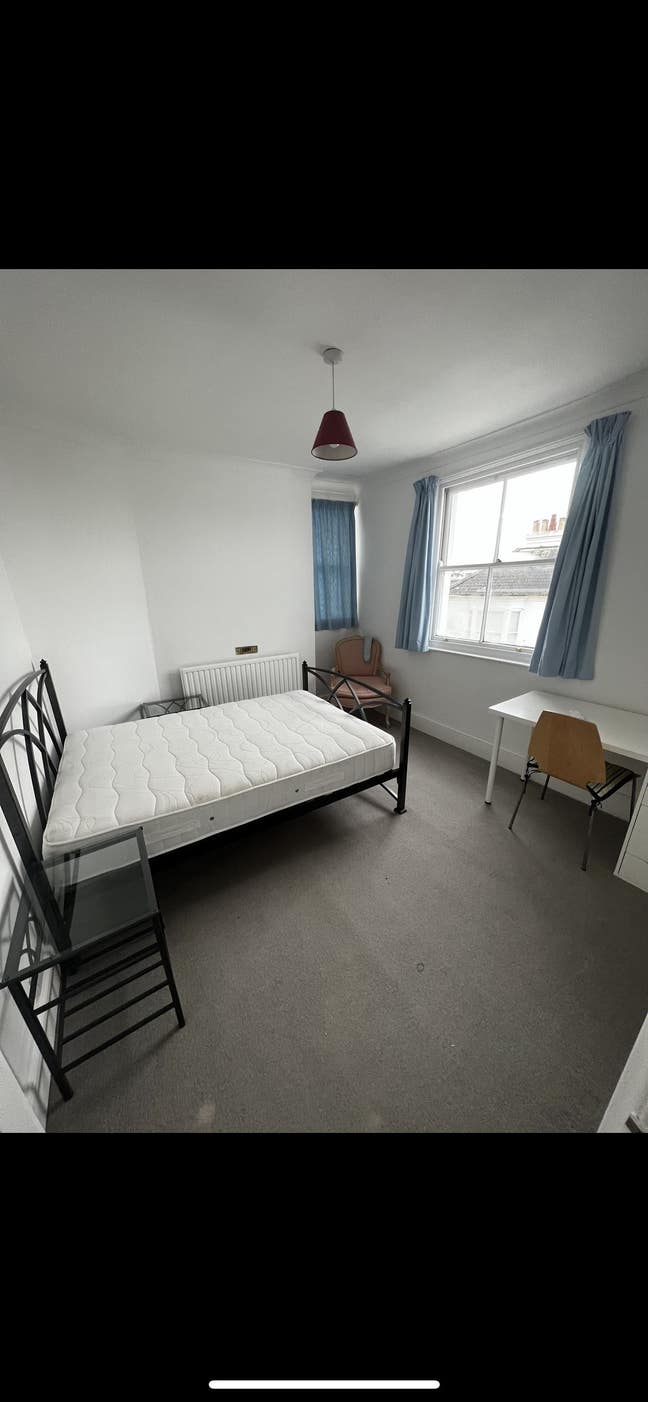 Room in 7 Dials Main Photo