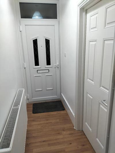 If you're over 50 & appreciate a very quiet house Main Photo