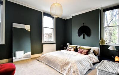 Beautiful bedroom and shared bathroom  Main Photo
