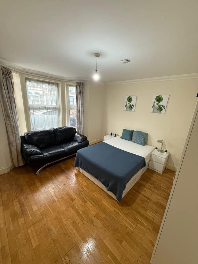 Amazing double room in Willesden  Main Photo