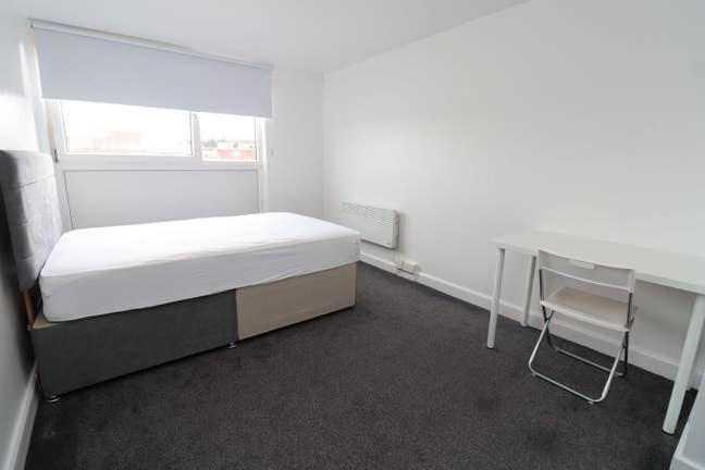 Spacious and Affordable Room in Holloway Road  Main Photo