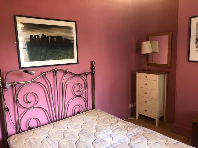 Boutique Double Bedroom in Victorian house Main Photo