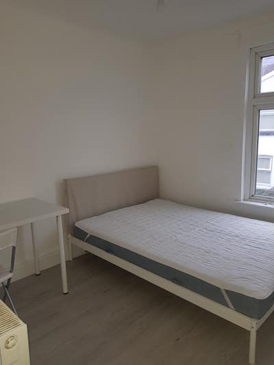 Low Deposit Option!-Cheap Double Room in Tuebrook Main Photo