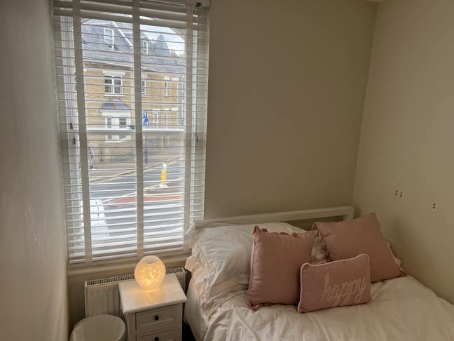 Female Only Room, Looking for a Friendly Housemate Main Photo