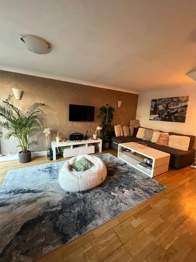 1 available bedroom in Angel Main Photo