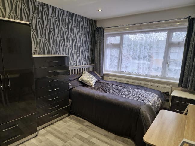 Modern Ensuite Double Rooms in Acocks Green, B27 Main Photo