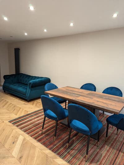 Wokingham Double bed with parking and garden Main Photo