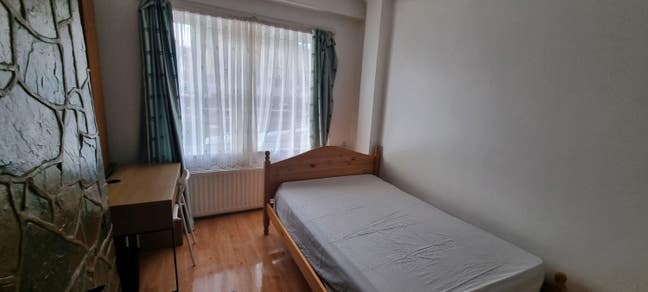 Double room in Wood green!.. Not for a couple.  Main Photo