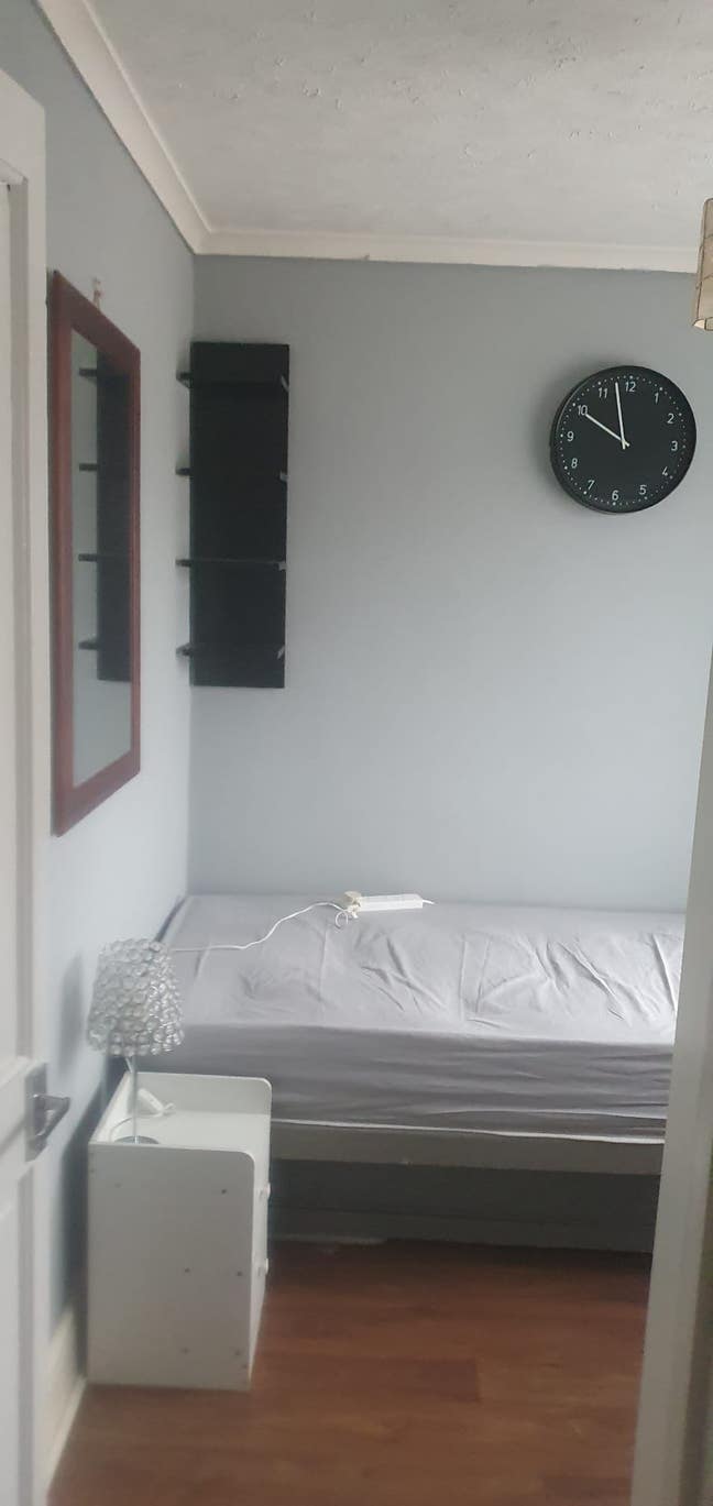 Single Room for Rent in a Friendly, Welcoming Home Main Photo