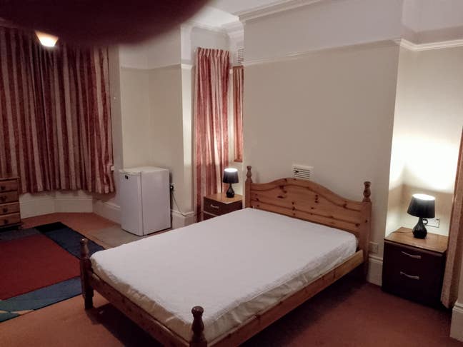 St Leonards-On-Sea (West) Room to Let Main Photo