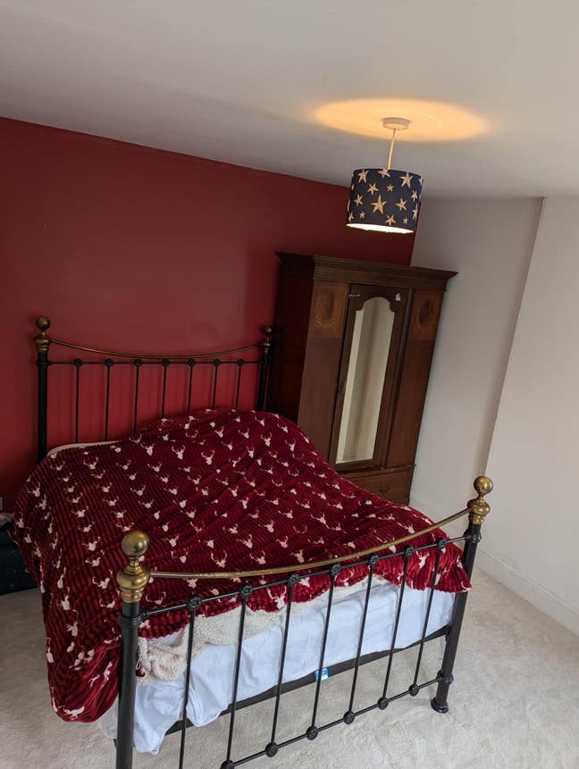 Double room in a desirable location  Main Photo