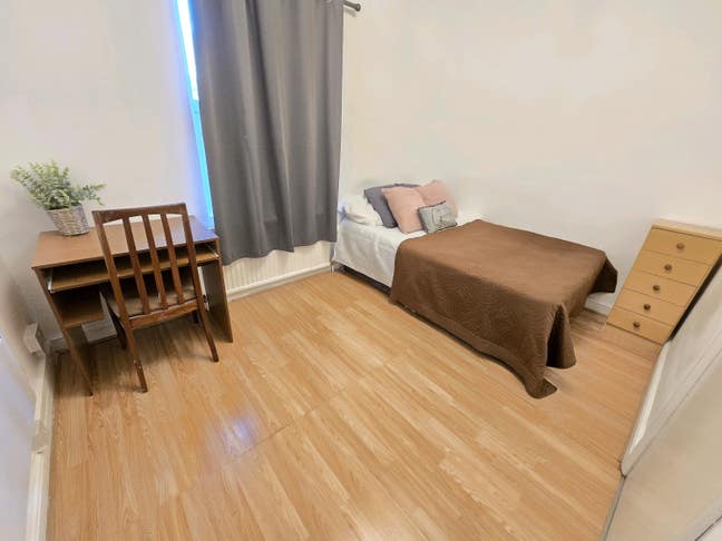 Spacious Double Rm Close to  Hythe Station & Uni Main Photo