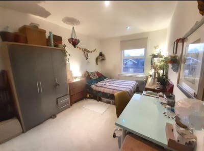 Big double room + ensuite in friendly 3 bed flat  Main Photo