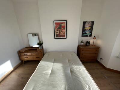 Large Ensuite Double Room In Hendon Avail 20th Aug Main Photo