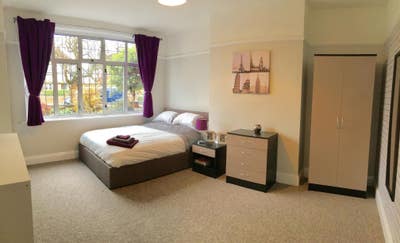 Big Room in Stunning Professional House Share Main Photo