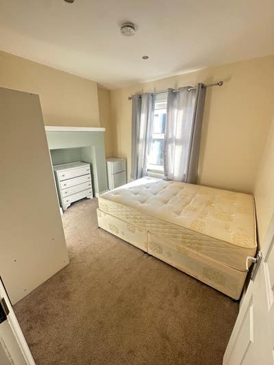 Double Room Willesden Junction Main Photo