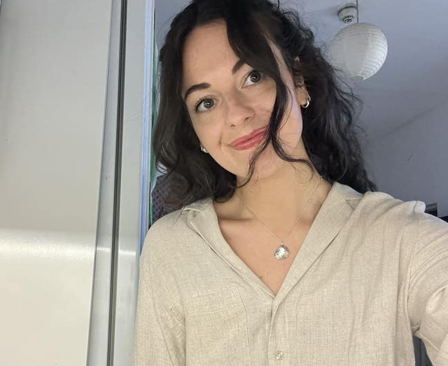 Looking for a double room with fun housemates!! Main Photo