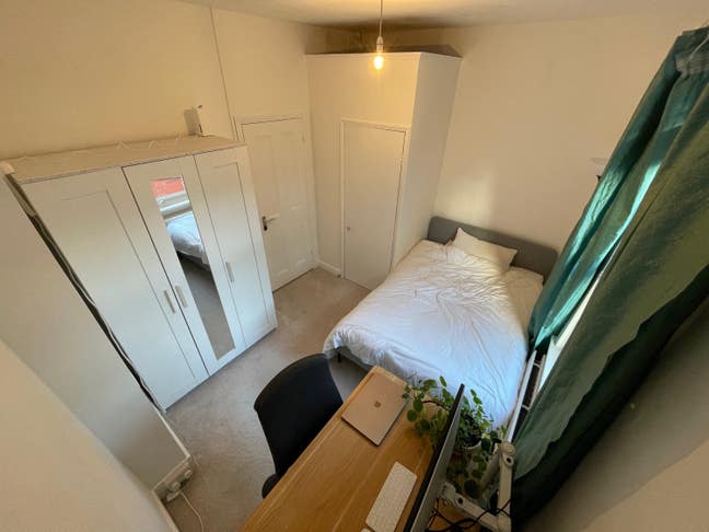 Bright & spacious double room in Wood Green N22 Main Photo