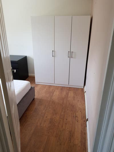 Nice Double in Friendly House Main Photo