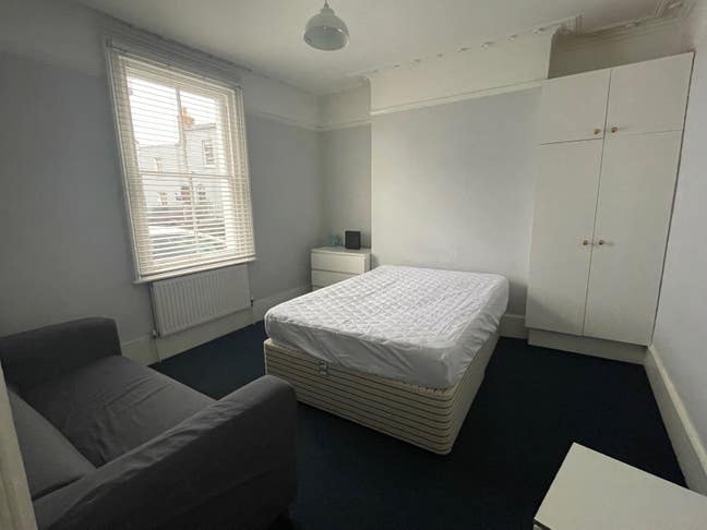 Cheltenham Proffesional house  Main Photo