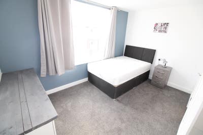 ** Special Offer 1St Month Rent Half Price** Main Photo