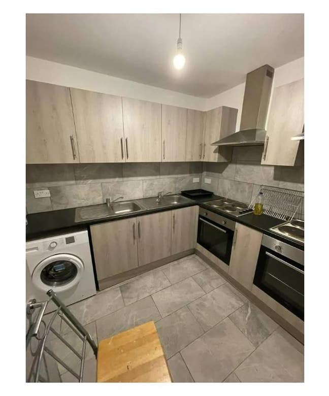 Studio Room  in  Feltham TW13 Main Photo