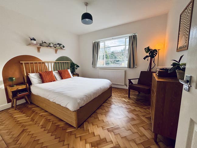 Stylish & cosy apartment close to Nottm centre! Main Photo