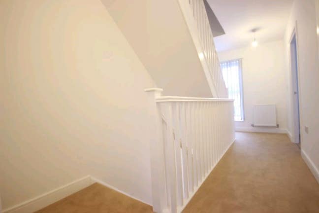 A Very Large Double Room in Dagenham – Bills Incl Main Photo