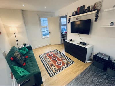 Charming room in the center of trendy Shoreditch. Main Photo