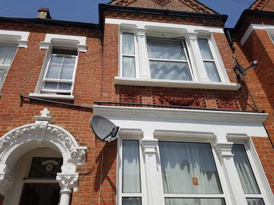 Single Room £695pcm  (All bills Included)  Main Photo