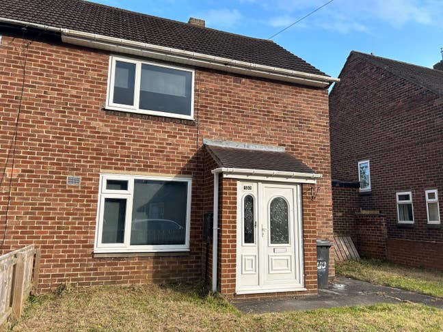 3 bedroom house in Durham Main Photo