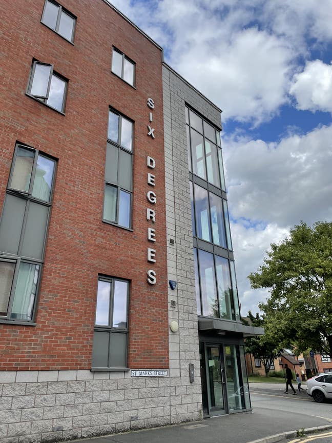 Ensuite Bedroom, £130 Pppw inc Bills, City Centre Main Photo