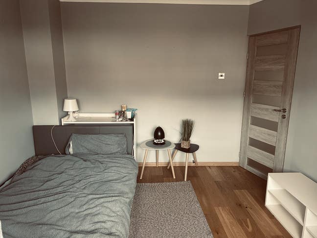 Double Bedroom Available  Main Photo