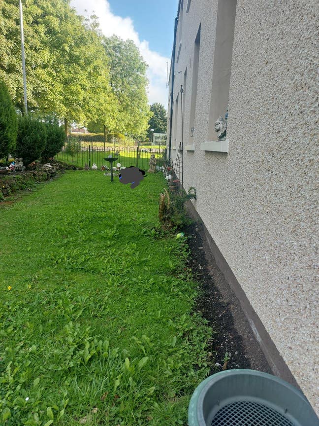 25mile from Glasgow 1hr train ride  flat share Main Photo