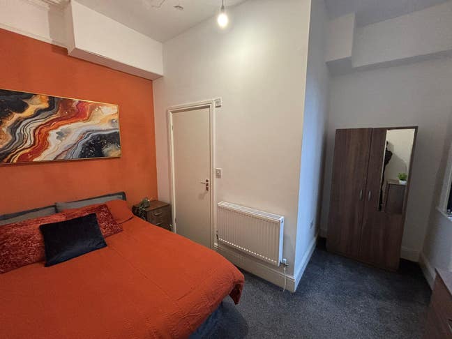 Double Ensuite room available immediatly Main Photo